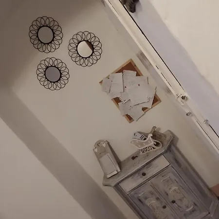 Il Rosso Volterrano Apartment *